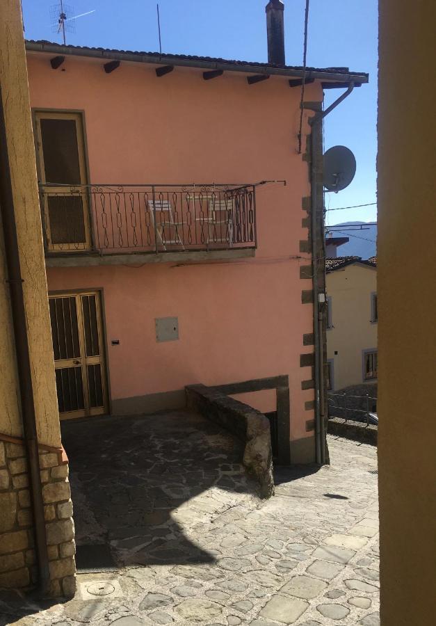 Little Flower Apartment Corfino Εξωτερικό φωτογραφία